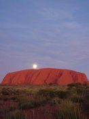 Uluru in de maneschijn